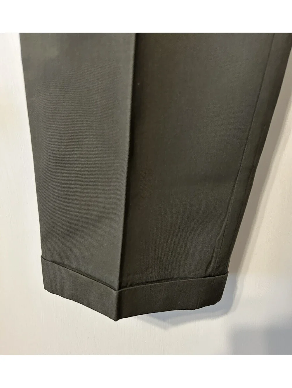 Presario by Corbin Designed in Italy size 32X32  Men's pants - grey - Cuffed